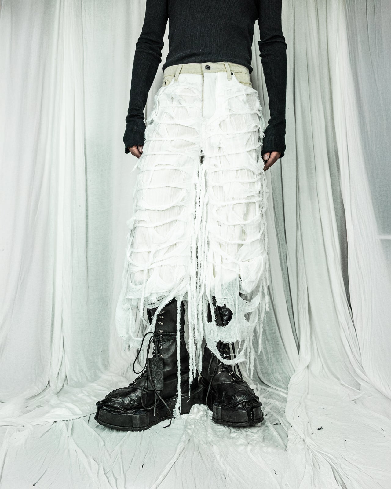 PARADOXE PARIS - BIG BAGGY REAPER SHORTS BLACK DENIM
