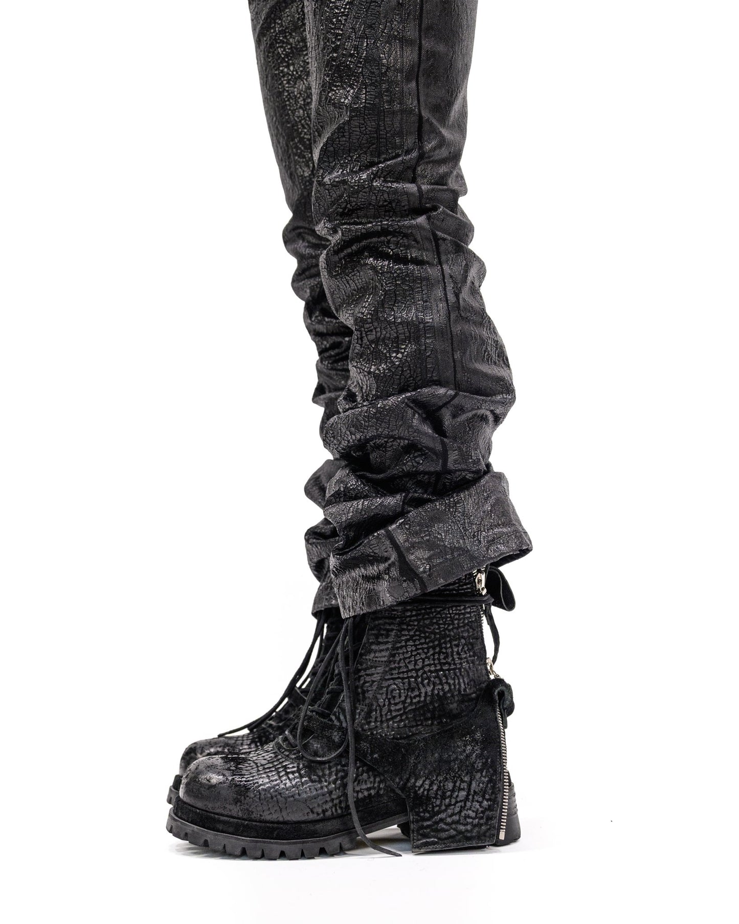 CRAQUELURE BLACK DENIM