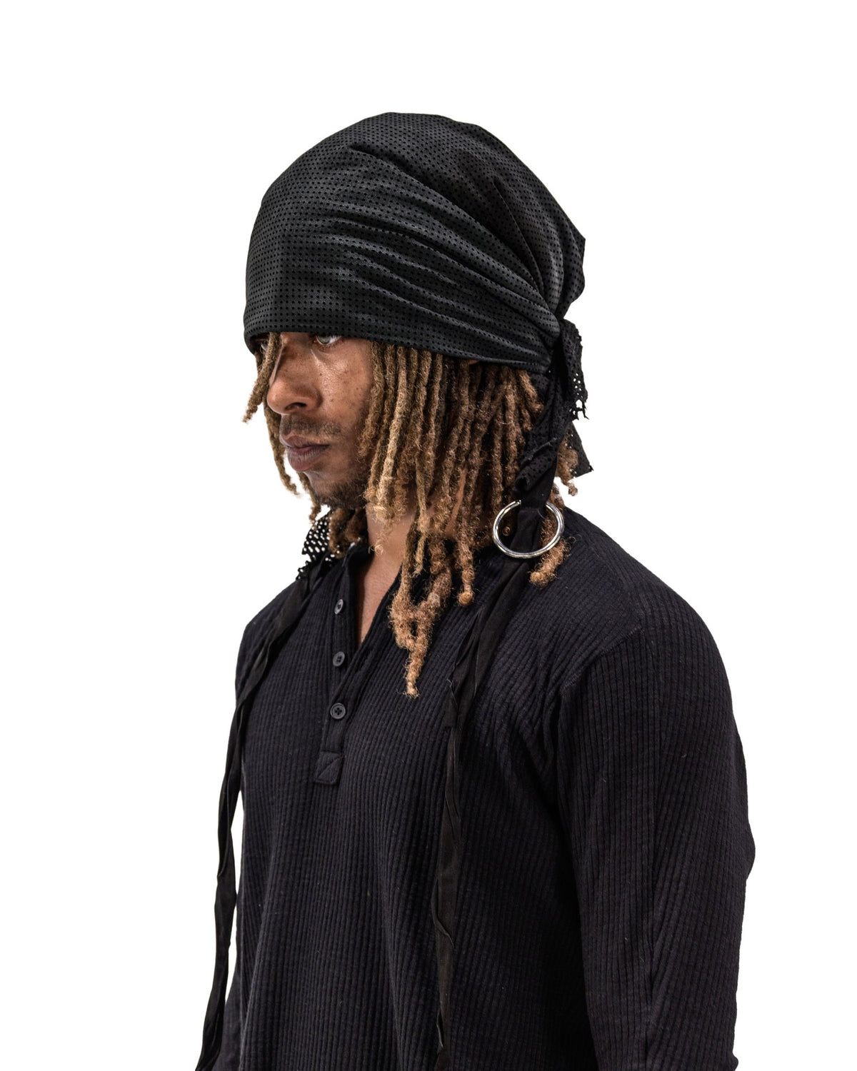 LAMB LEATHER SCARF BLACK PERFORATED