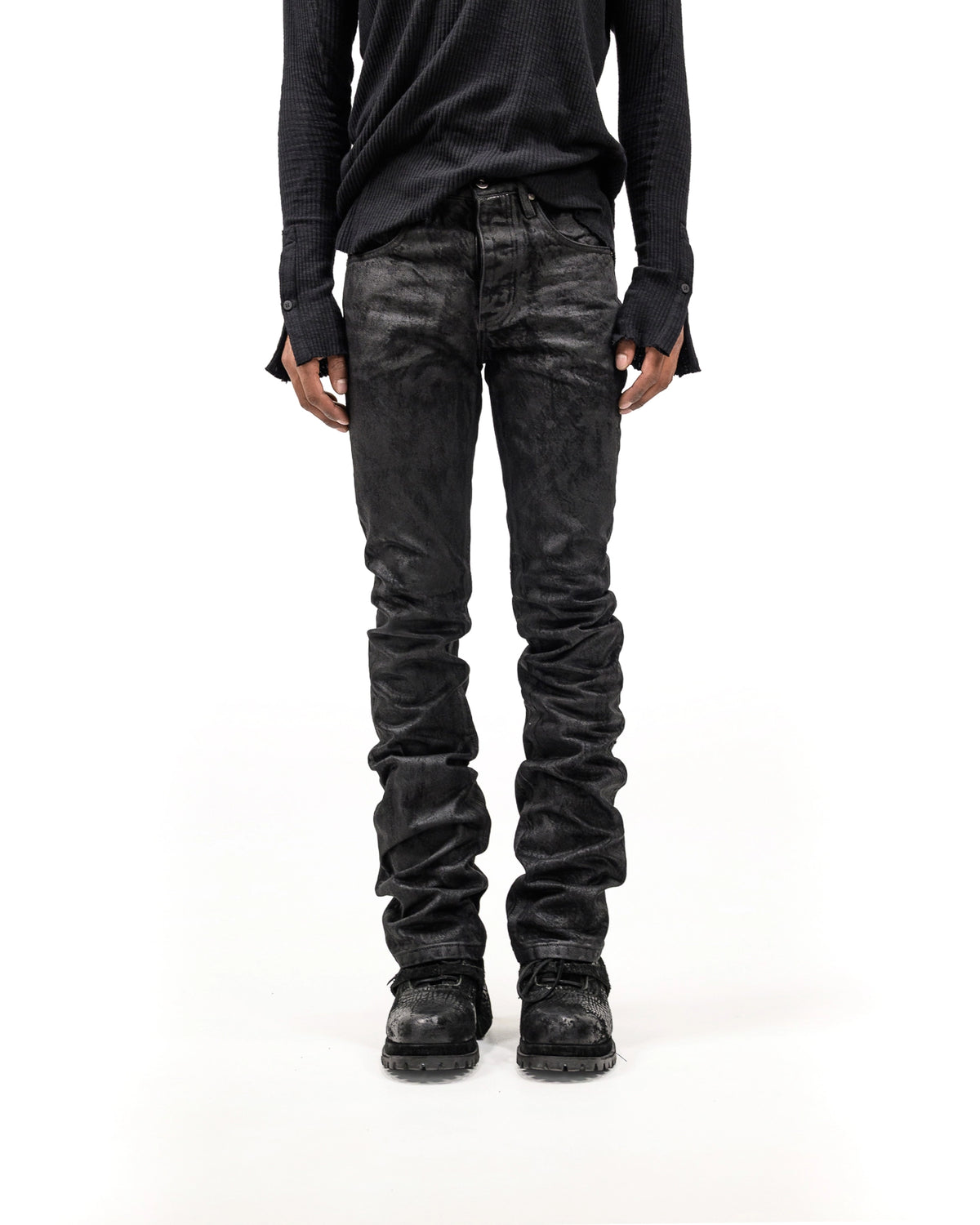 COATED BLACK DENIM