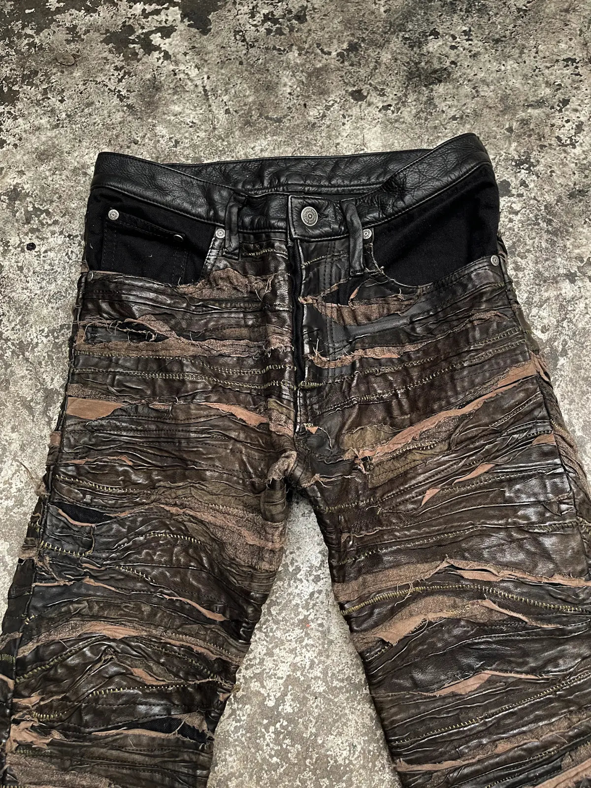 LAYERED LEATHER KHAKI COMMANDO