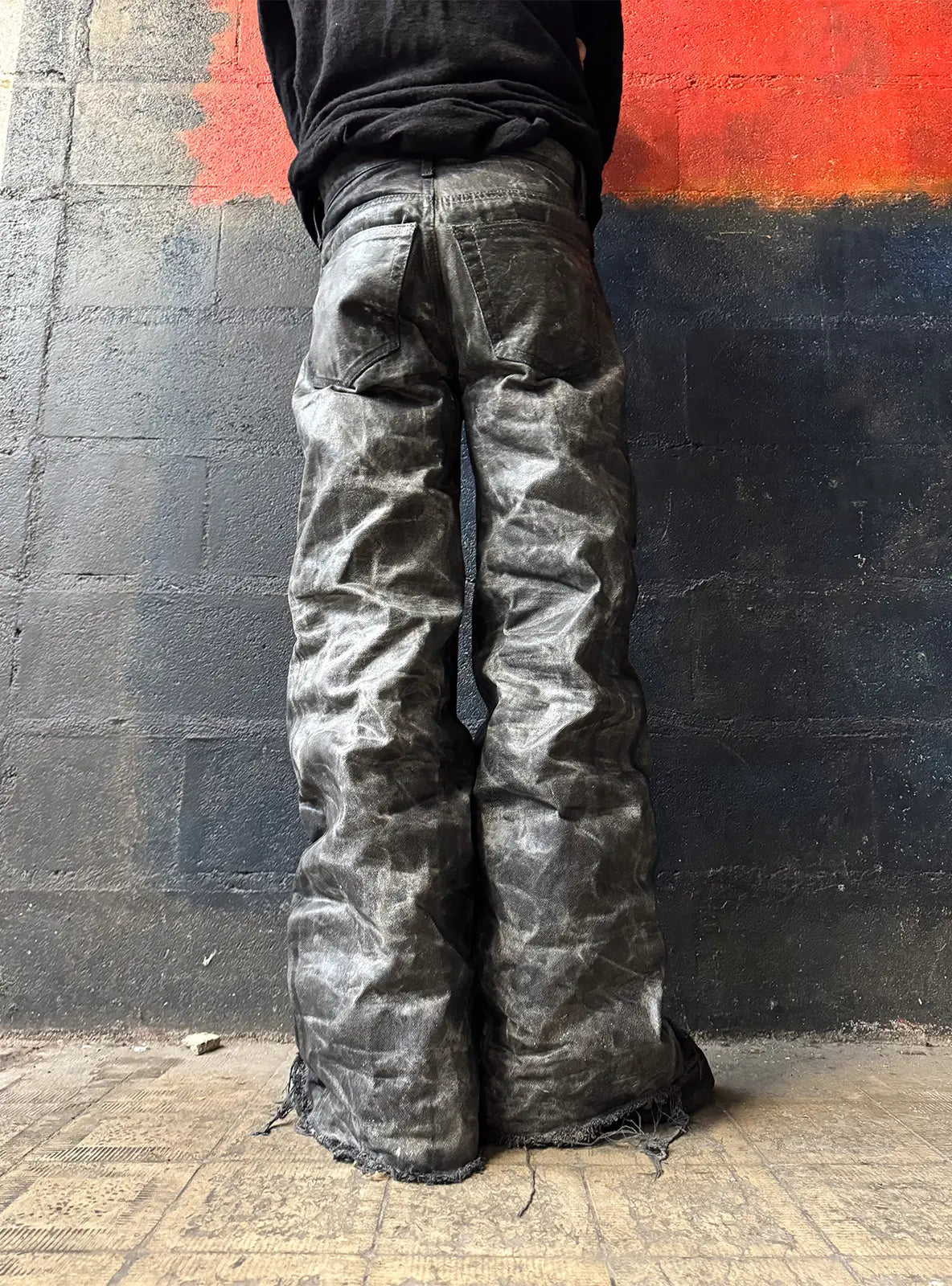 NO MASS PROD WAXED DENIM BAGGY SHORTS